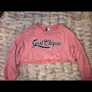 Long sleeve raw cut crop top!